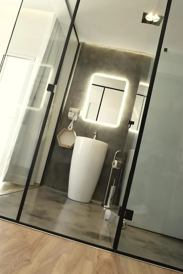 Vrachos Lofts Aparthotel Afytos